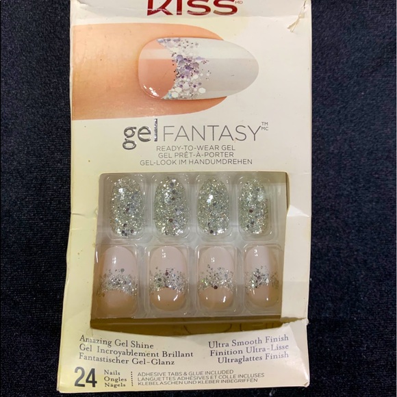 Kiss gel fantasy nails kit - Picture 2 of 4